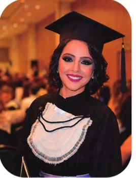 Ana Luísa na formatura em pedagogia, 2015